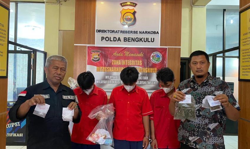 Tersangka Pengedar Sabu