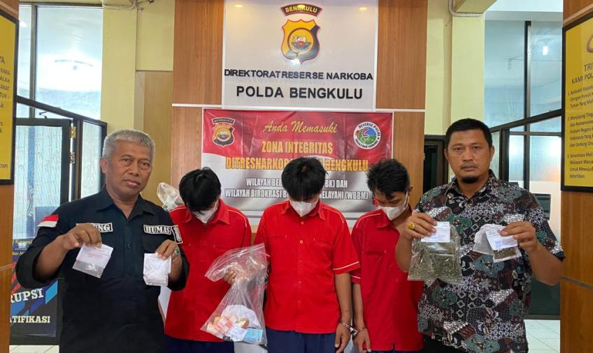 Edar Ganja, Dua Pemuda Ditangkap Ditresnarkoba Polda Bengkulu