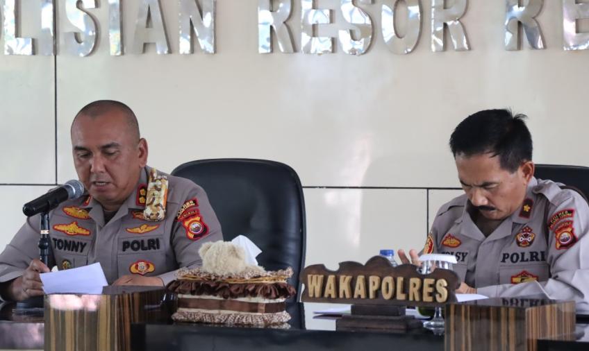 Polres RL Sosialisasi DIPA RKA KL TA 2023 dan Penandatanganan Pakta Integritas