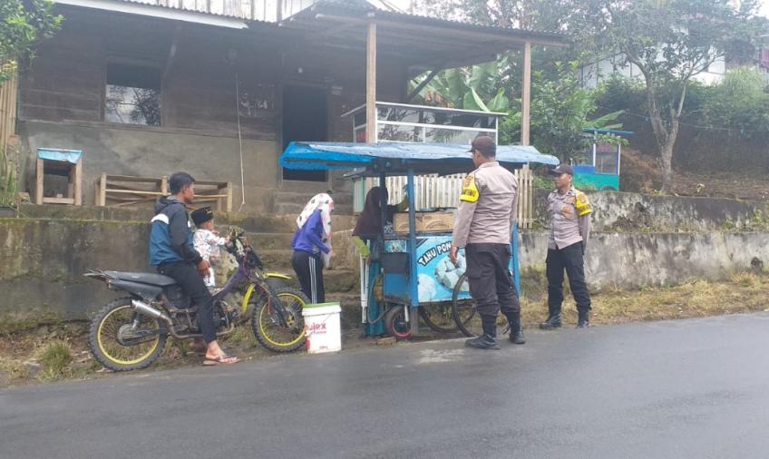Polsek Bermani Ulu Patroli dan Sambang Kamtibmas