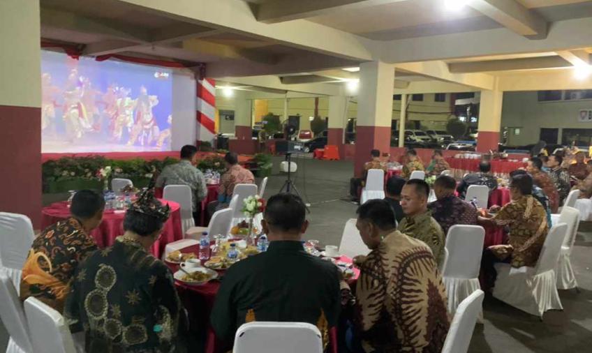 Nobar Wayang Orang Pelakon Panglima TNI Hingga Kapolri