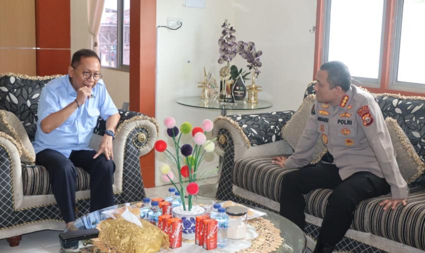 Kabid Humas Kunker ke RRI, Ajak Tingkatkan Kerjasama