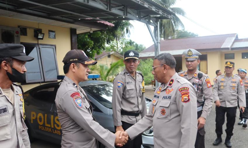 Kunjungi Polsek Napal Putih, Wakapolda Bengkulu Minta Jangan Ada Tindakan Yang menciptakan Opini Negatif Bagi Polri