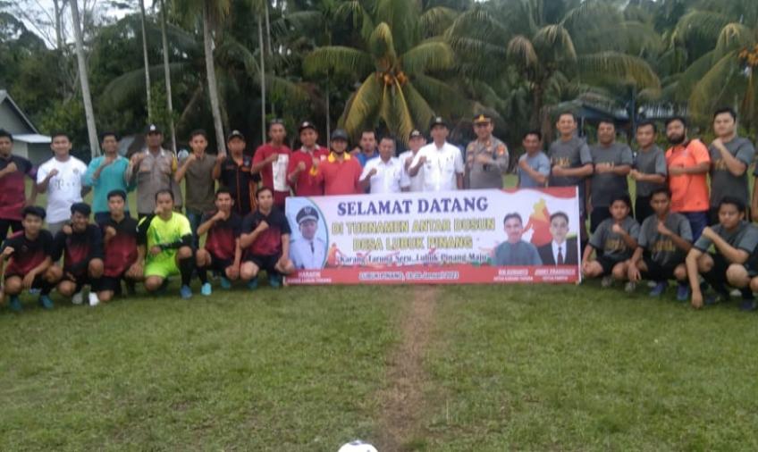 Dukung Kegiatan Positif Pemuda, Kapolsek Lubuk Pinang Hadiri Pembukaan Turnamen Sepak Bola Antar Dusun