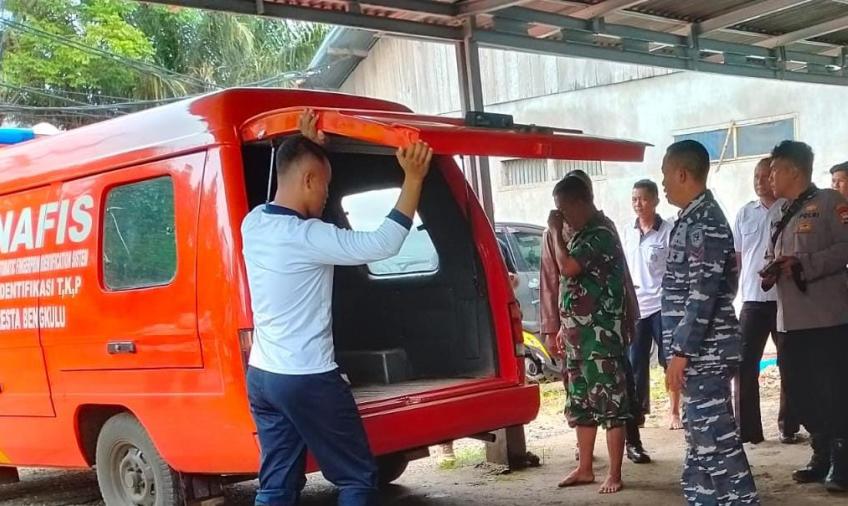Polresta Bengkulu Serahkan Jenazah yang Ditemukan Mengapung Kepada Keluarga 