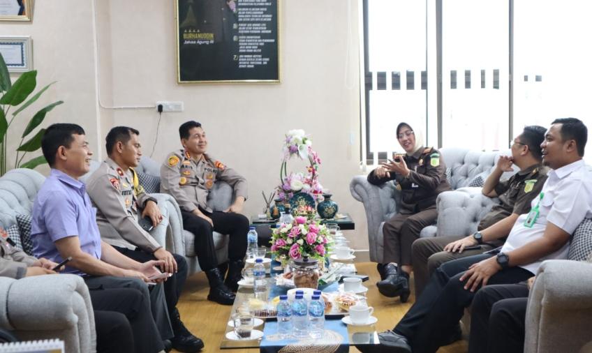 Perkuat Sinergi, Kapolresta Bengkulu Silaturahmi ke Kejari Bengkulu