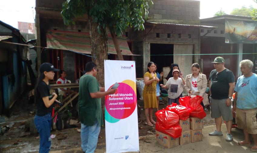  IOH Salurkan Bantuan kepada Korban Banjir dan Longsor Manado