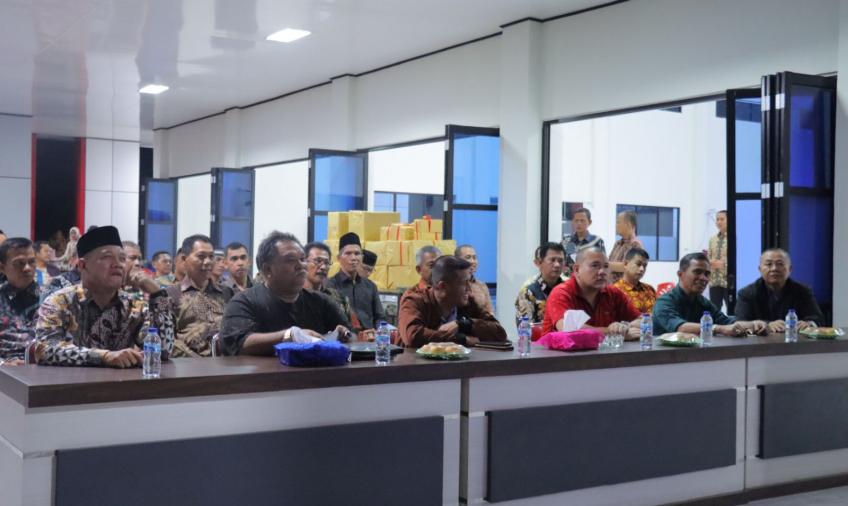 Kapolres Bengkulu Selatan Nobar Virtual Pagelaran Wayang Kulit Wahyu Makutharama