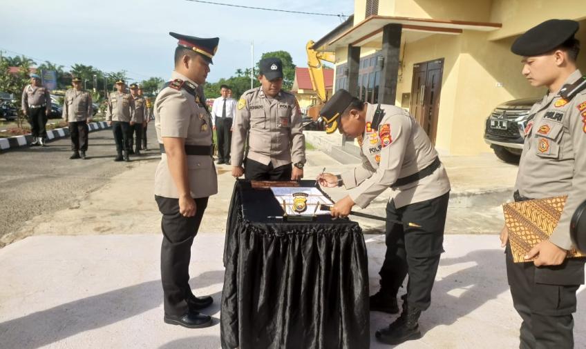 Kapolres Benteng Pimpin Sertijab Kasat Reskrim, Kasat Narkoba dan Kapolsek Taba Penanjung