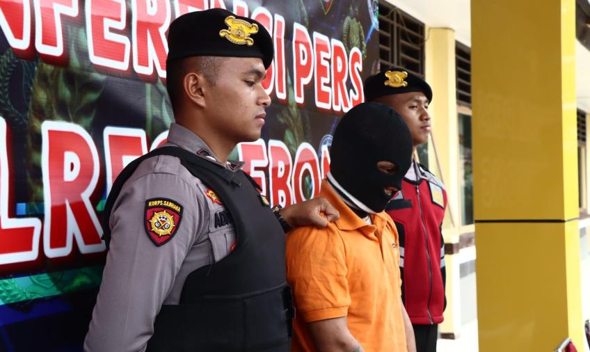 Polres Lebong Amankan Pemuda dengan 2 Paket Ganja