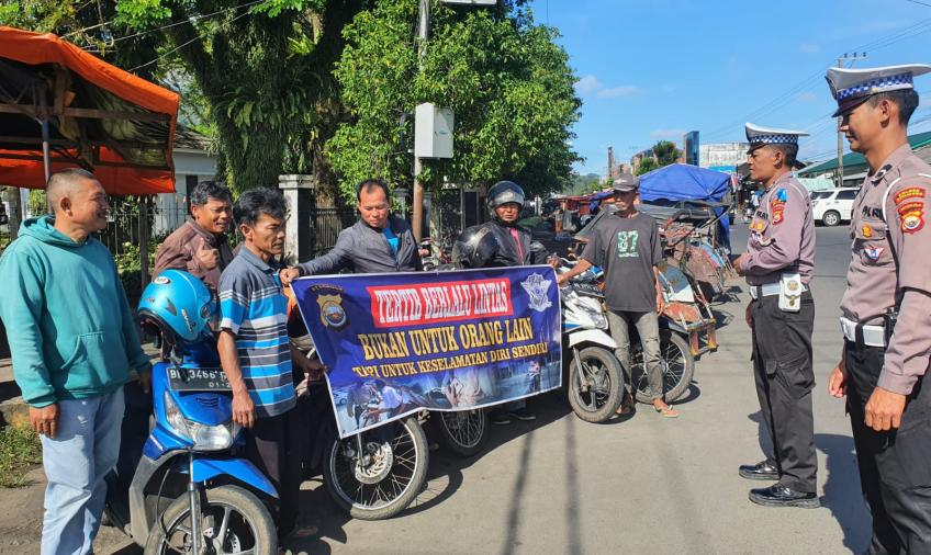 Polres Kepahiang Imbau Warga Disiplin Saat Berkendara Demi Keselamatan Bersama