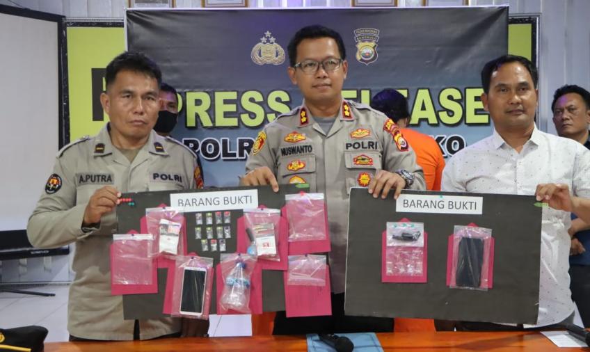 Polres Mukomuko saat press release