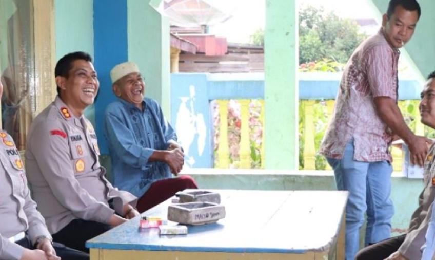 Kapolres Kepahiang Dengarkan Keluhan Para Tokoh dan Warga Desa Penanjung Panjang
