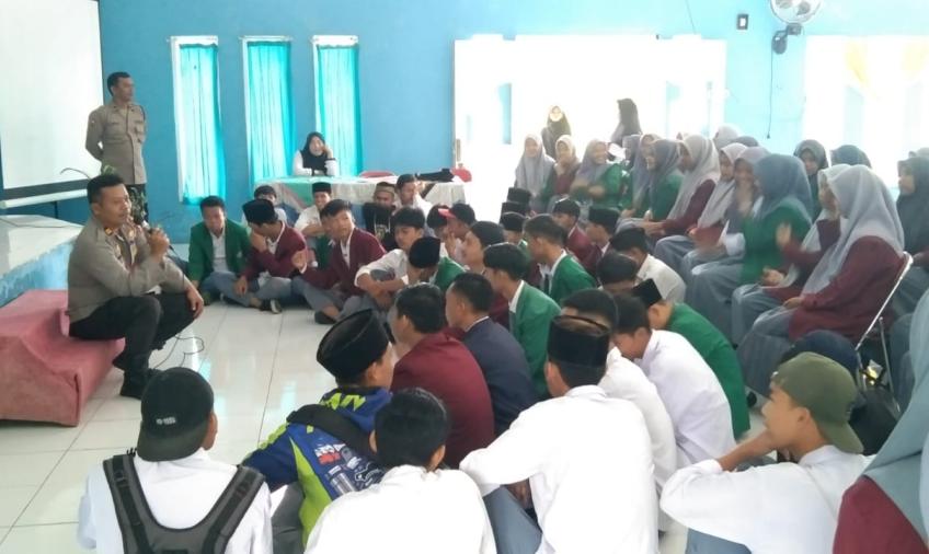 Kapolsek Lebong Selatan Laksanakan Binluh di MAN I Talang Leak