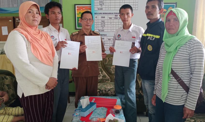 Bhabinkamtibmas Polsek Kampung Melayu Problem Solving Pertikaian Pelajar