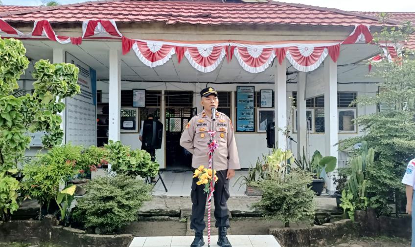Jadi Irup di SMKN 3, Kapolsek Seginim Polres BS  Sampaikan Imbauan Tertib Lalu Lintas