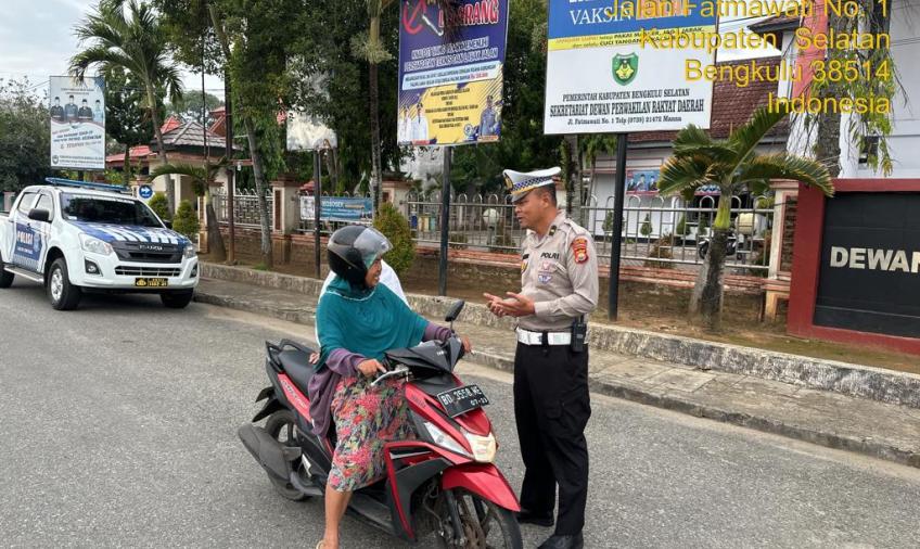 Ops Keselamatan Nala, Polres Bengkulu Selatan Sosialisasikan ETLE