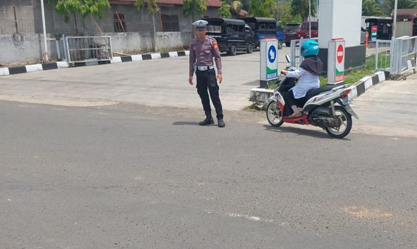 Satlantas  Polres Lebong Patroli di SPBU 