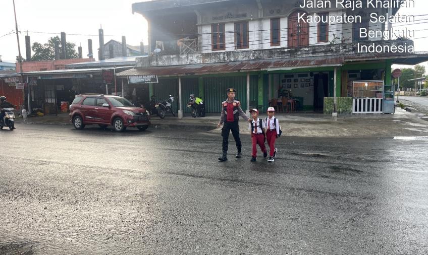Gatur Lalin Pagi, Bentuk Pelayanan Polres BS Polda Bengkulu Kepada Masyarakat
