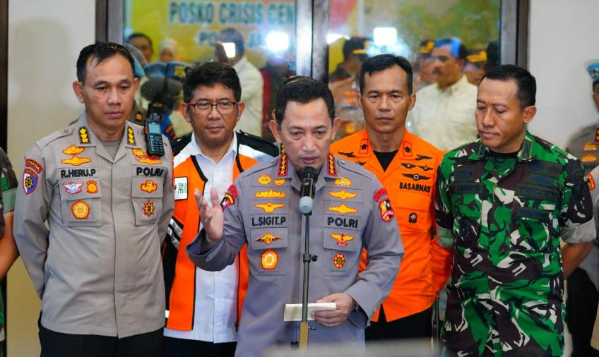 Kapolri Tinjau Evakuasi Kapolda Jambi dan Rombongan, Apresiasi Kerja Keras Tim Gabungan 