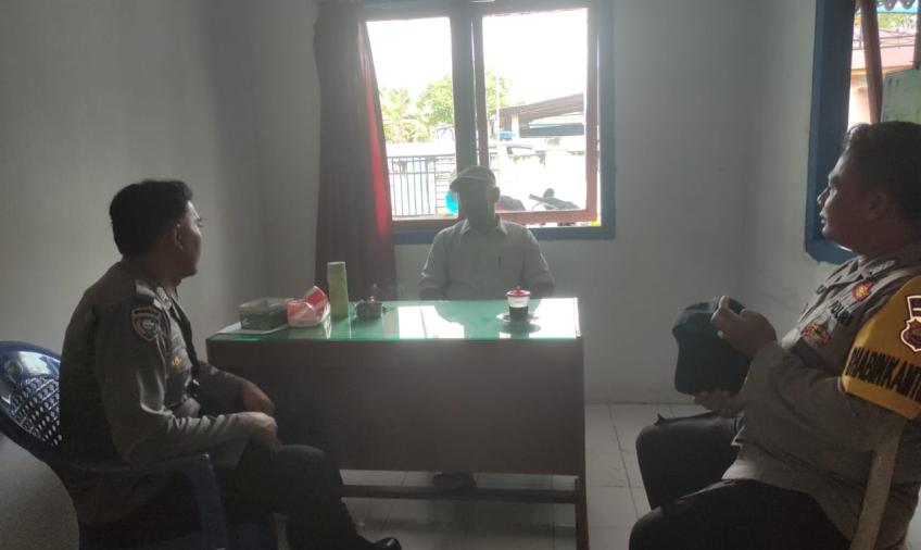 Jalin Sinergi, Bhabinkamtibmas Polres Bengkulu Selatan Sambangi Warga Binaannya