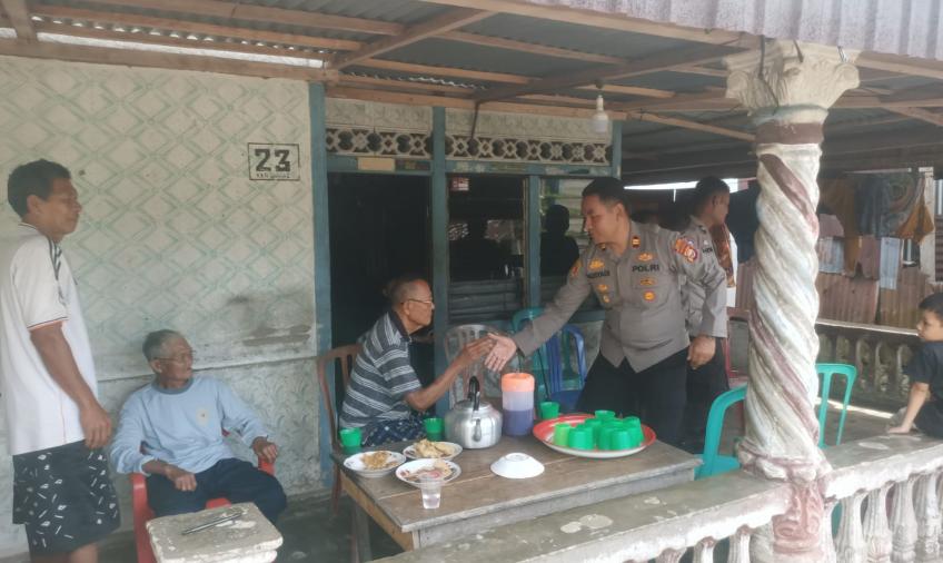 Kapolsek Seginim Sambang ke Tokoh Masyarakat di Desa Darat Sawah Ulu