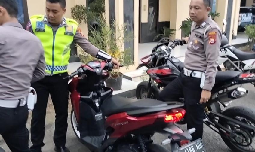 Satlantas Polres Bengkulu Selatan Tilang 3 Unit Sepeda Motor Berknalpot Brong