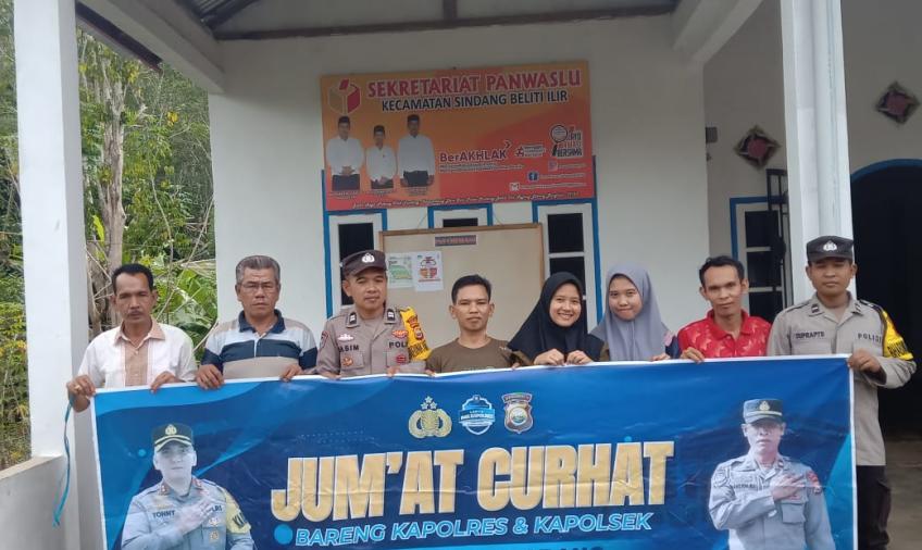 Polsek Kotapadang Gelar Jumat Curhat di Kantor Panwaslu Kecamatan Sindang Beliti Ilir