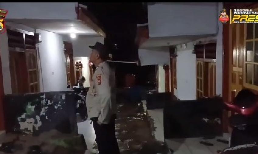 Patroli di Kos-kosan dan Kontrakan, Polsek Muara Bangkahulu Banyak Temukan  Motor Terpakir di Luar