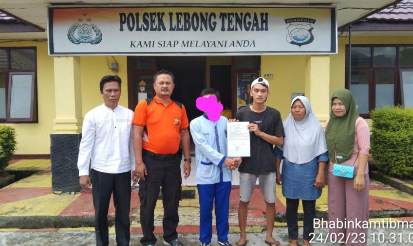 Problem Solving, Bhabinkamtibmas Polsek Lebong Tengah Mediasi Dua Remaja Bertikai