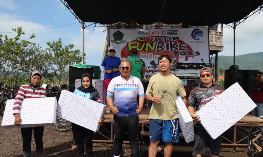 Kapolres Rejang Lebong  Hadiri  Curup Fun Bike ISSI 