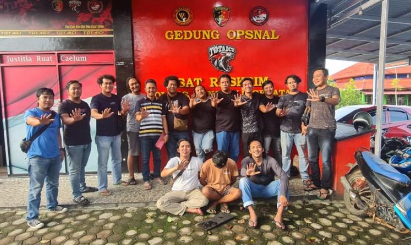 Tim Totaici Polres Bengkulu Selatan Backup Penangkapan DPO Kasus KDRT Polres Pekalongan