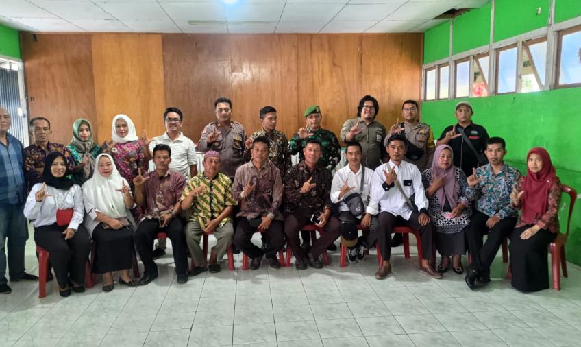 Kapolsek Lebong Utara Hadiri Mediasi Masalah di Desa Sungai Gerong