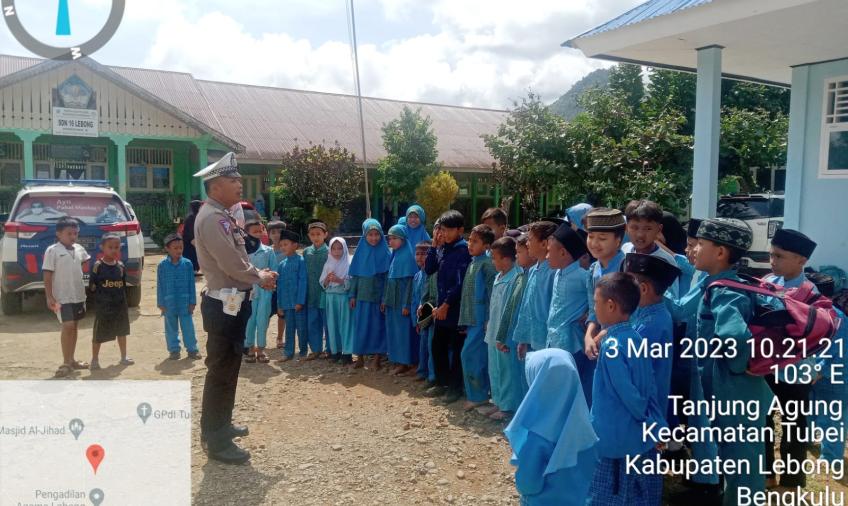 Tanamkan Tertib Berlalulintas Sejak Dini, Satlantas Polres Lebong Kunjungi SDN 16 
