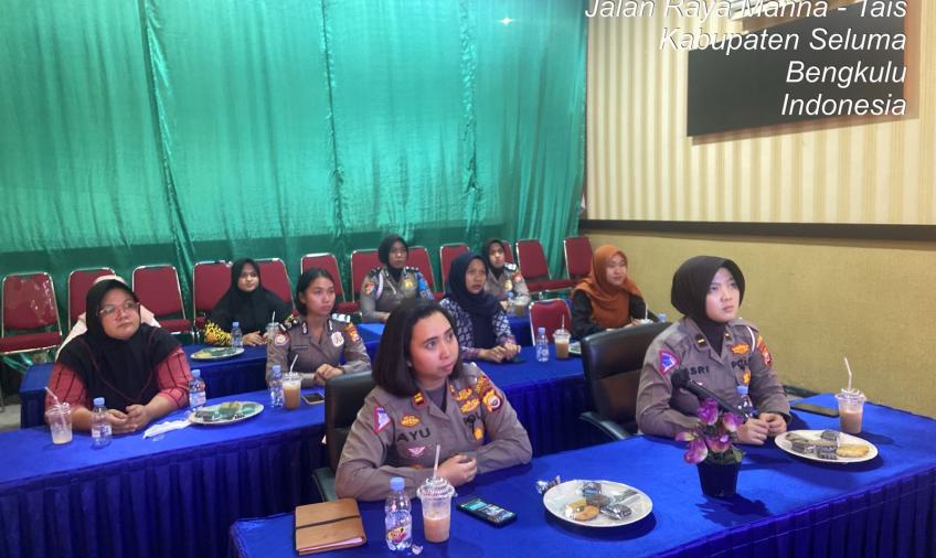 Polwan Polres Seluma Terima Arahan Dari Karo SDM Polda Bengkulu