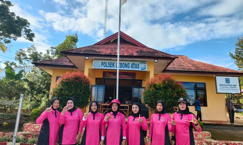 Jumat Pagi, Bhayangkari Polsek Lebong Atas Senam Pagi Bersama