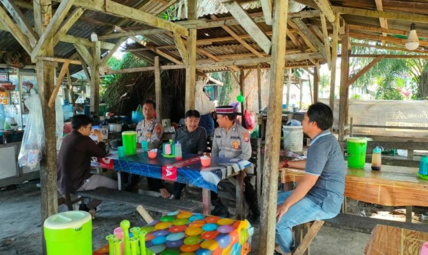 Polsek Lais Tampung Keluhan Warga Saat Jumat Curhat