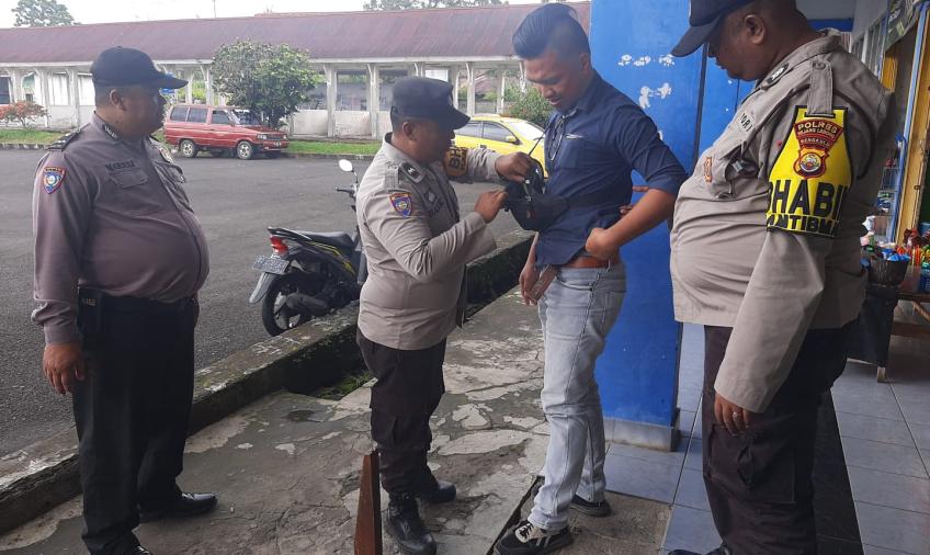  Polsek Curup Gelar Razia di Terminal Simpang Nangka