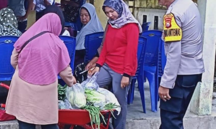 Sambang Desa, Bhabinkamtibmas Polsek Kota Manna Imbau Harkamtibmas