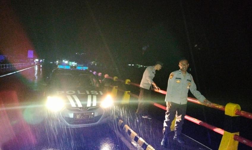 Antisipasi Bencana Alam, Polsek Lais  Laksanakan Patroli Malam