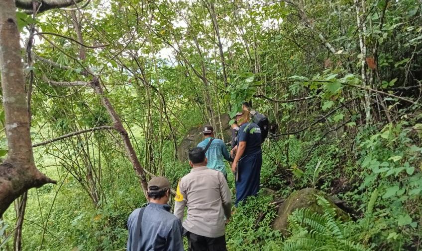 Pengamanan Hari Kedua Pemasangan Patok Tapal Batas PT Power Mandiri dengan Lahan Warga