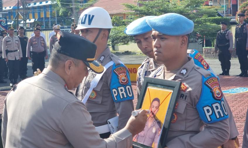 Upacara PTDH Personil Polres Rejang Lebong 