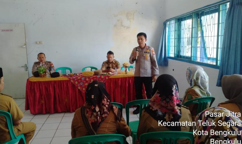 Jelang Ramadan, Kapolsek Teluk Segara Rapat Bersama Tripika