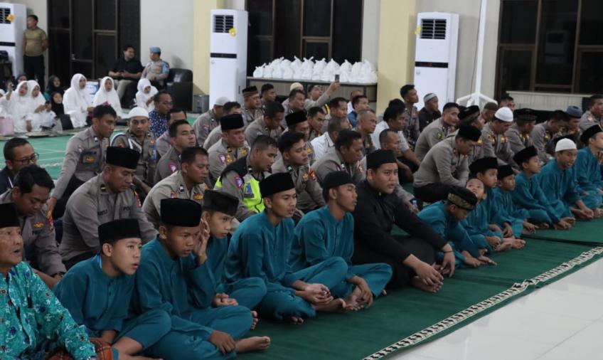 Polresta Bengkulu menggelar Doa Bersama Sambut Bulan Suci Ramadhan 1444 H / 2023