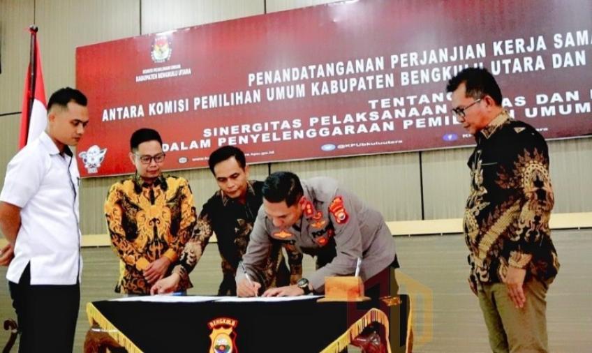 Penandatanganan MoU Polres Bengkulu Utara dan KPU Untuk Sukseskan Pemilu 2024