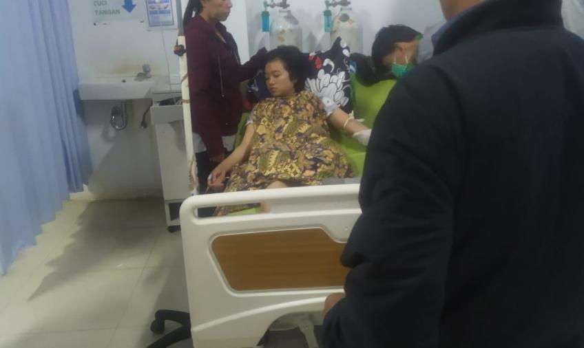 Asyik Main Hp Saat Hujan Deras, Pelajar di Kaur Disambar Petir