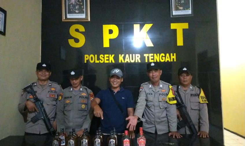 Polsek Kaur Tengah Sita Belasan Miras