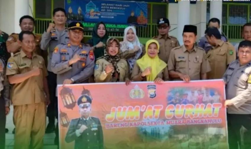 Polsek Mauara Bangkahulu Jumat Curhat di Kantor Camat