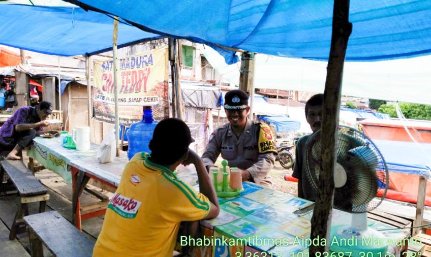 Dukung Masyarakat Untuk Bijak Gunakan Media Sosial, Bhabinkamtibmas Polsek Ketahun Sampaikan Imbauan Positif