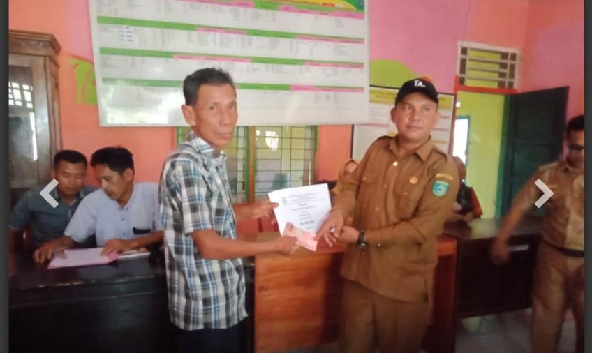 Utamakan Hak Warga, Kades Alun 2 Sukses Salurkan BLT 
